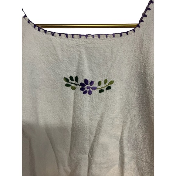 Spanish style Boho embroidered top purple floral - Picture 4 of 5